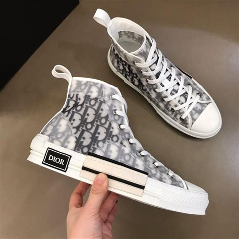 precio de los tenis dior|Dior high top sneakers outfit.